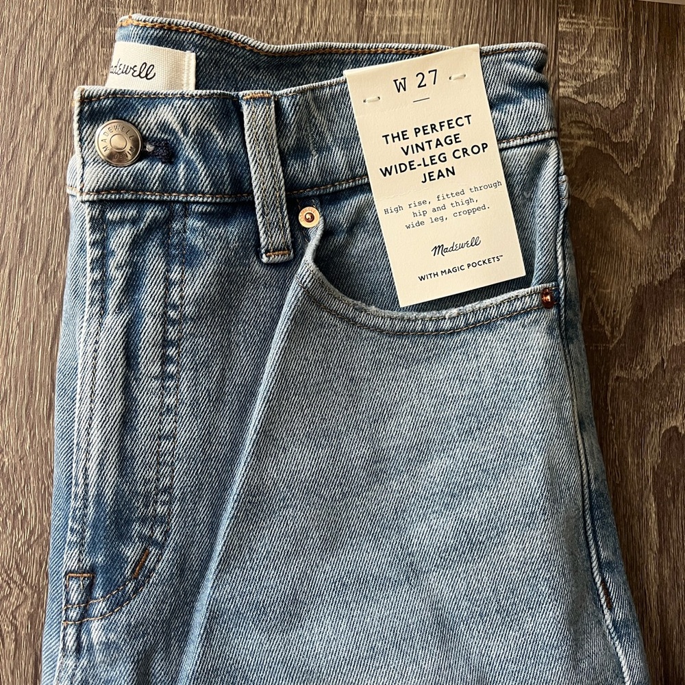 Madewell Light Blue Relaxed Wide-Leg Crop Jeans